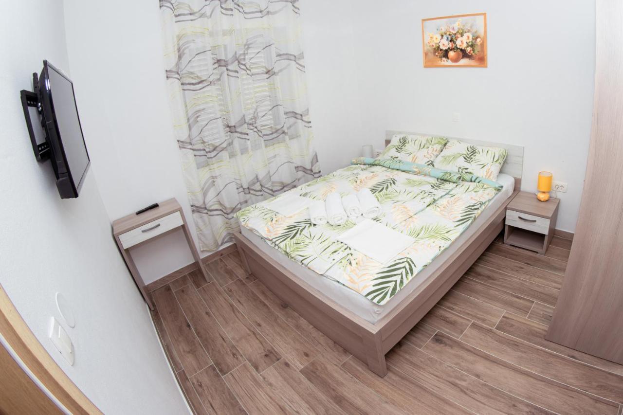 Apartmani Mijo, Biograd Na Moru Exteriér fotografie