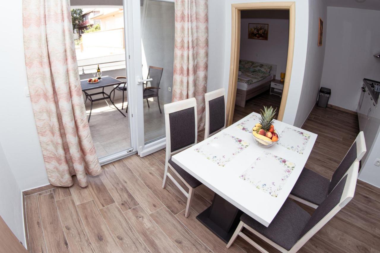 Apartmani Mijo, Biograd Na Moru Exteriér fotografie