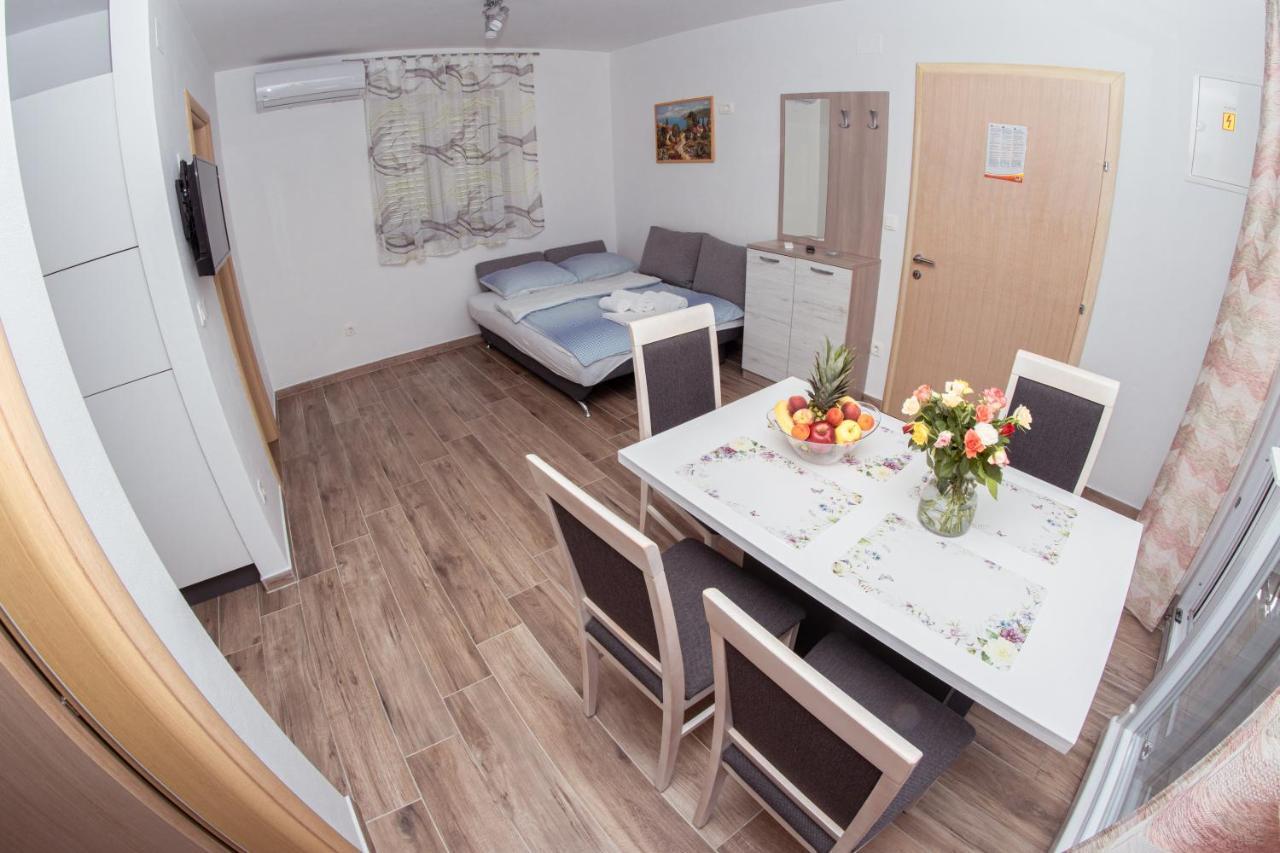 Apartmani Mijo, Biograd Na Moru Exteriér fotografie