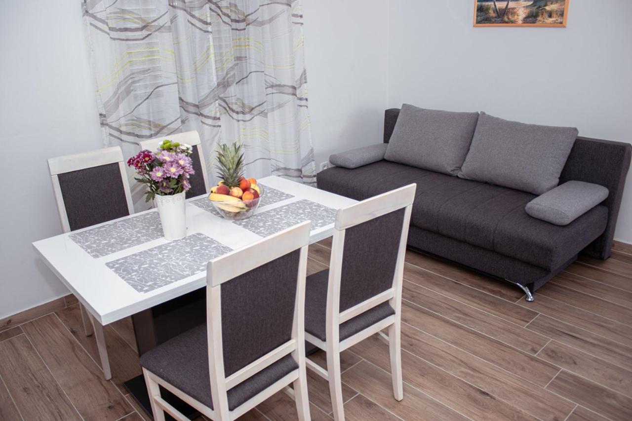 Apartmani Mijo, Biograd Na Moru Exteriér fotografie