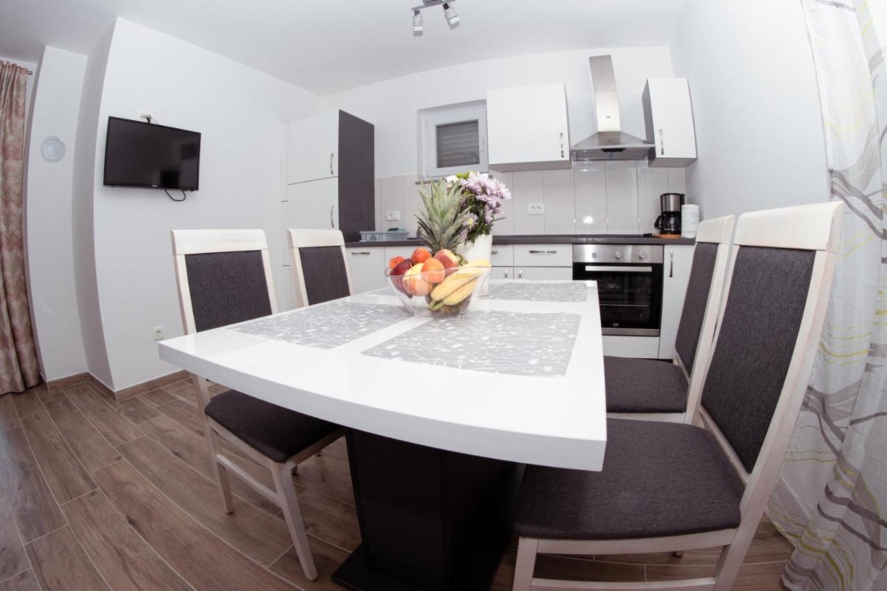 Apartmani Mijo, Biograd Na Moru Exteriér fotografie