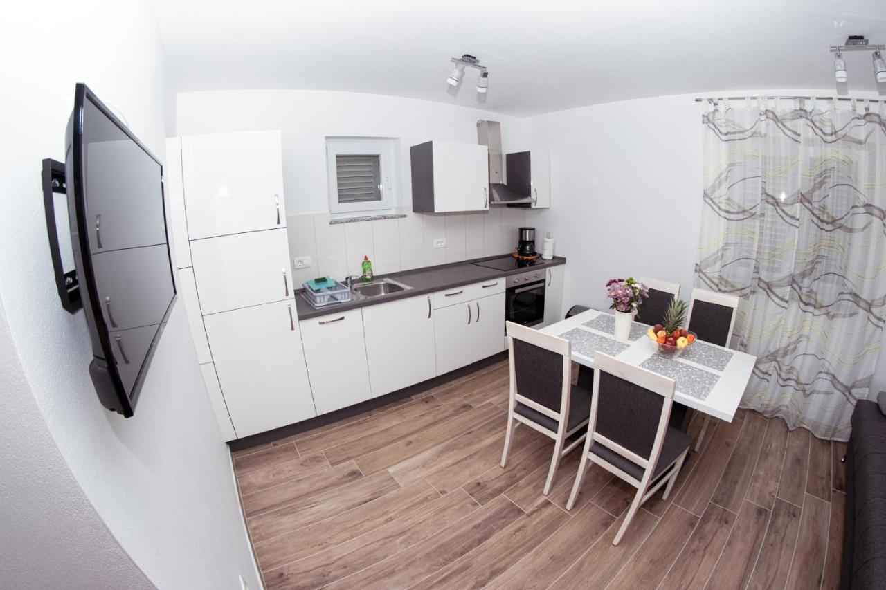 Apartmani Mijo, Biograd Na Moru Exteriér fotografie