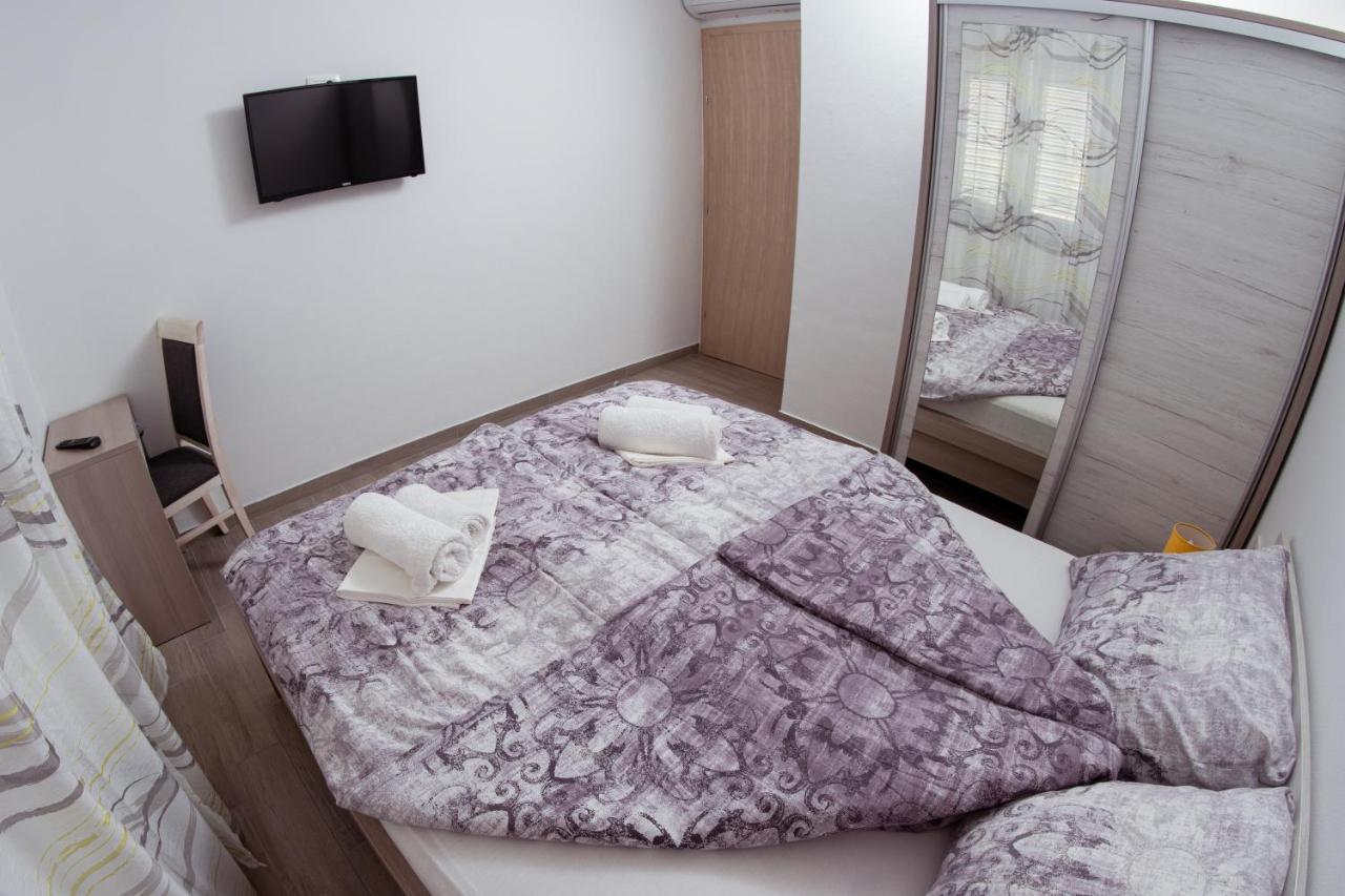 Apartmani Mijo, Biograd Na Moru Exteriér fotografie