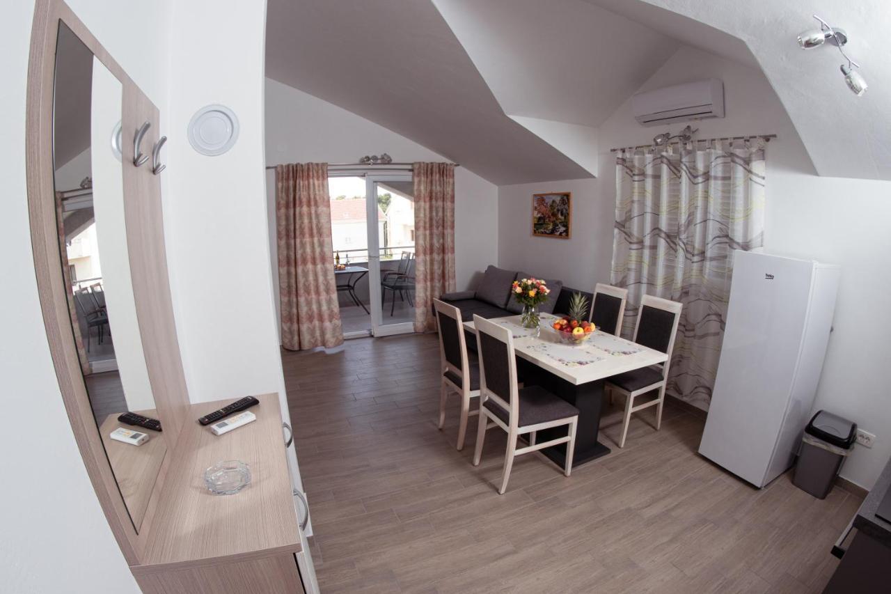 Apartmani Mijo, Biograd Na Moru Exteriér fotografie
