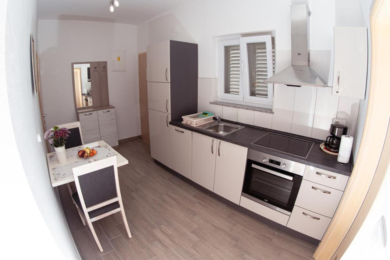 Apartmani Mijo, Biograd Na Moru Exteriér fotografie
