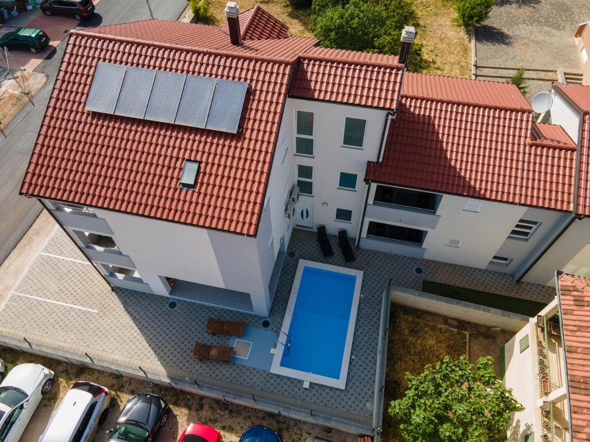 Apartmani Mijo, Biograd Na Moru Exteriér fotografie