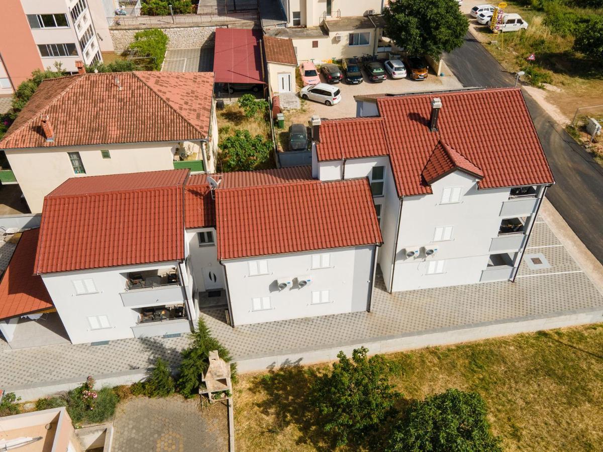 Apartmani Mijo, Biograd Na Moru Exteriér fotografie