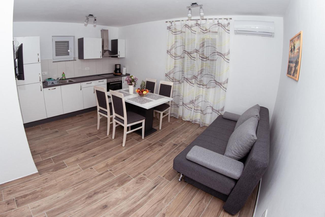 Apartmani Mijo, Biograd Na Moru Exteriér fotografie