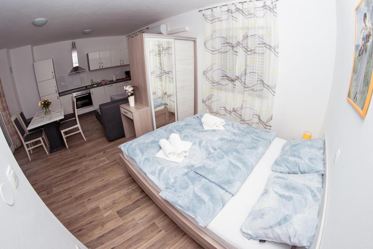 Apartmani Mijo, Biograd Na Moru Exteriér fotografie
